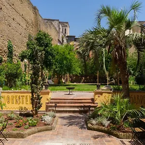 Hopestel Secret Garden Albergue Nápoles