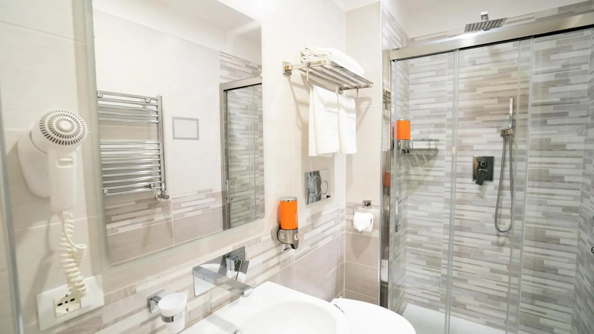 Archi di Roma Guest House