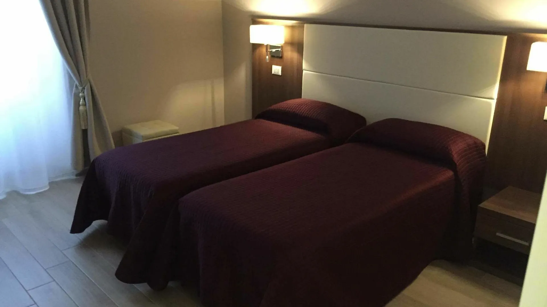 Archi di Roma Guest House