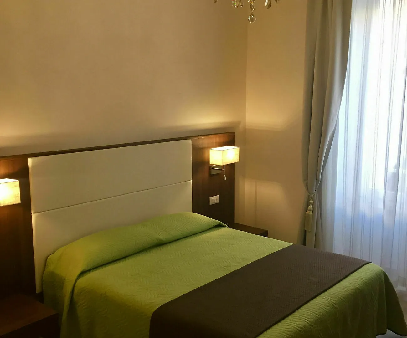 Archi di Roma Guest House